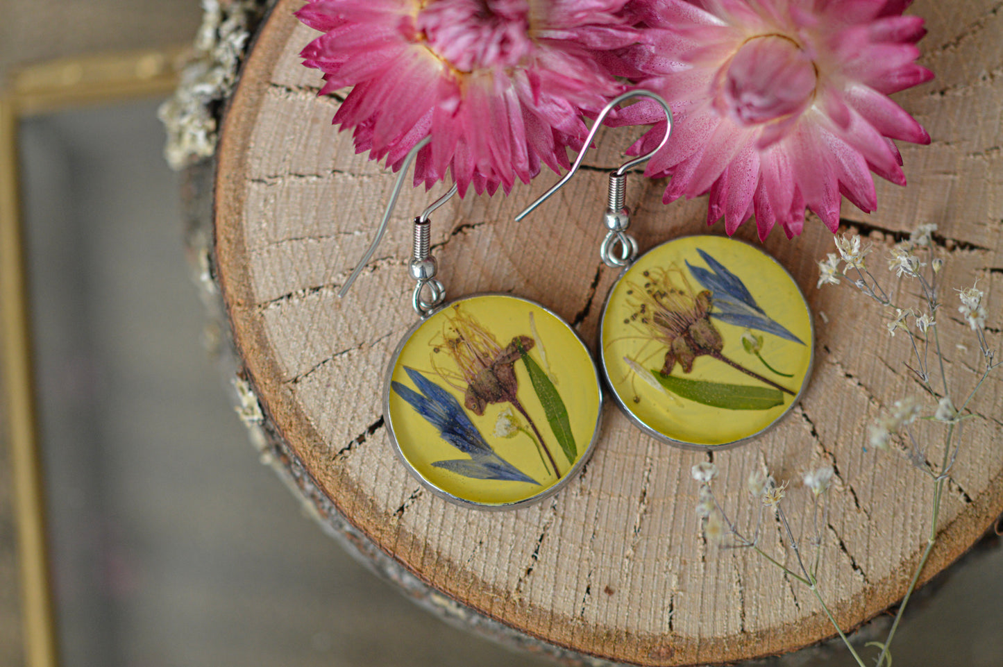 Floral yellow earrings