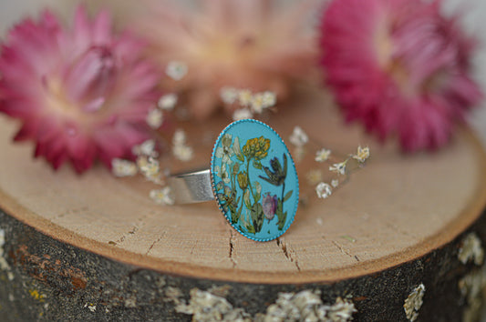 Unique floral ring