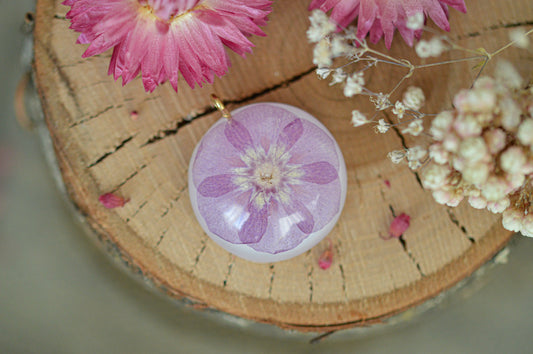 Floral necklace