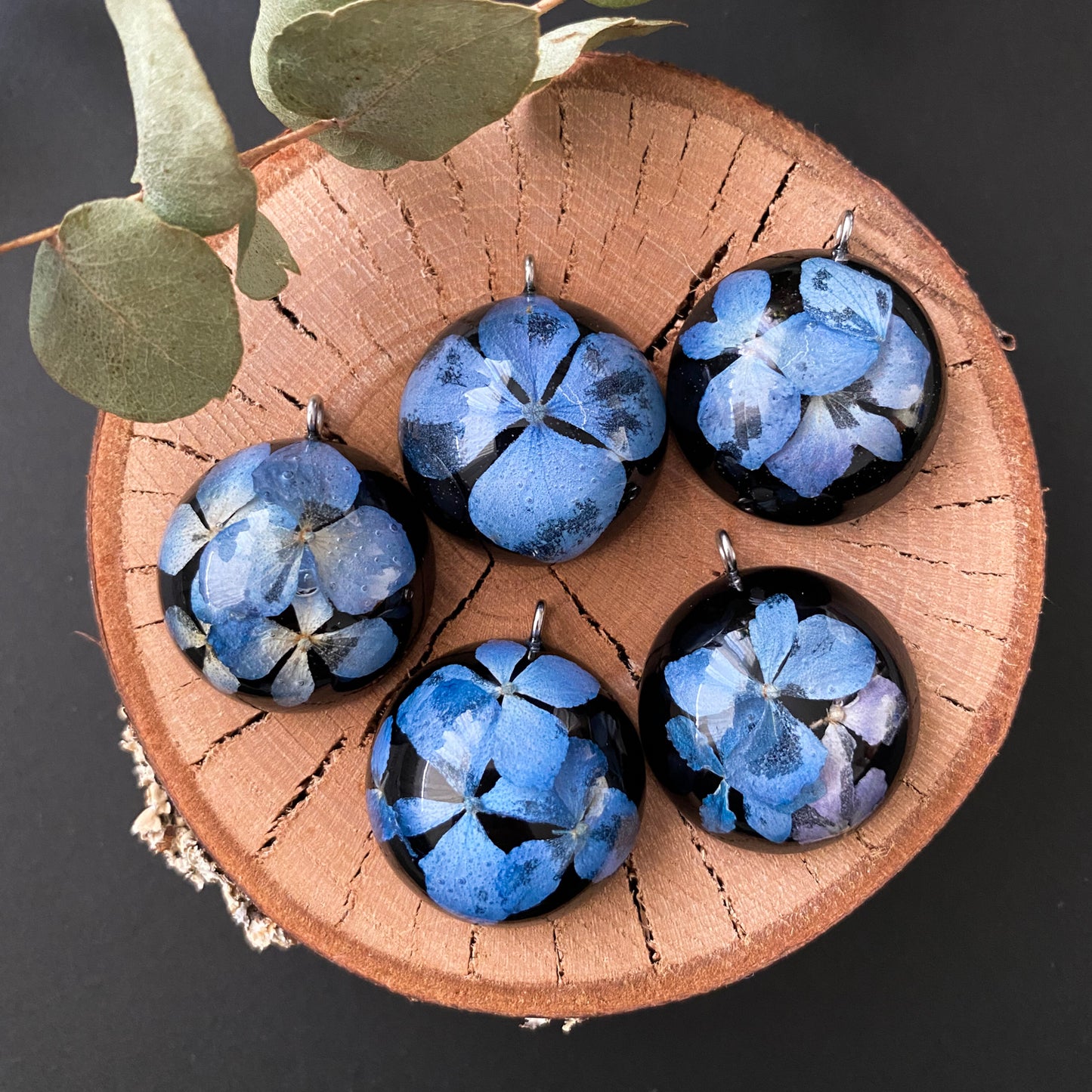 Magical hydrangea necklace