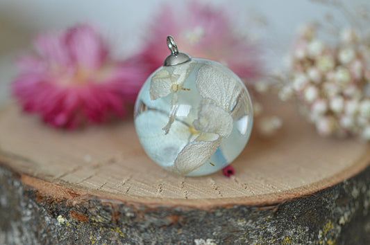 Blue hydrangea necklace