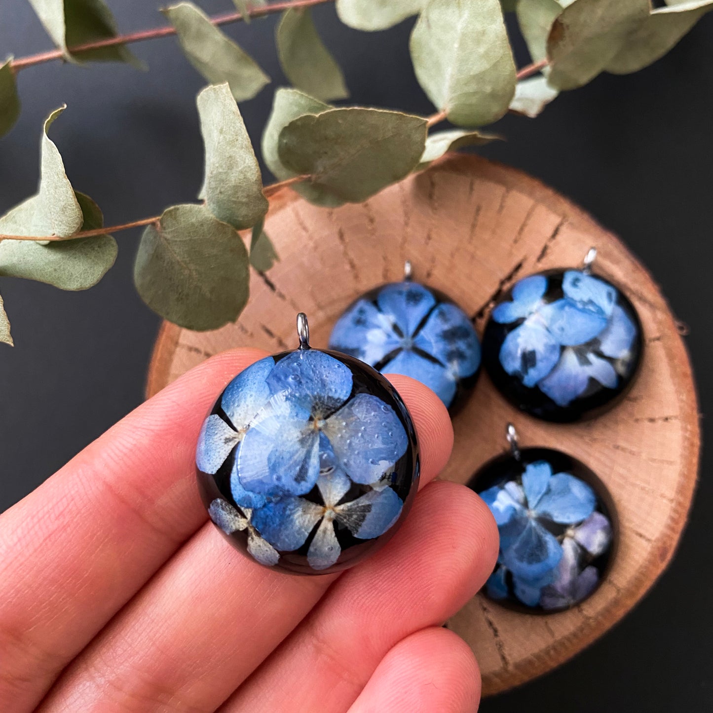 Magical hydrangea necklace