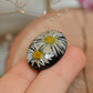 Daisy brooch