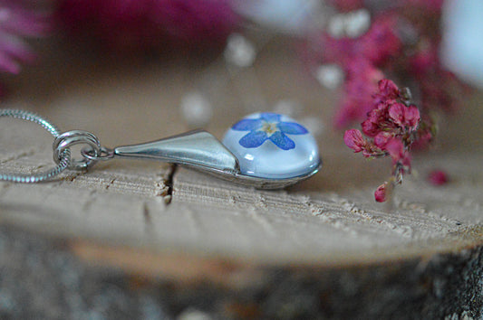 Forget-me-not little drop necklace