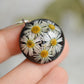 Necklace with real daisies