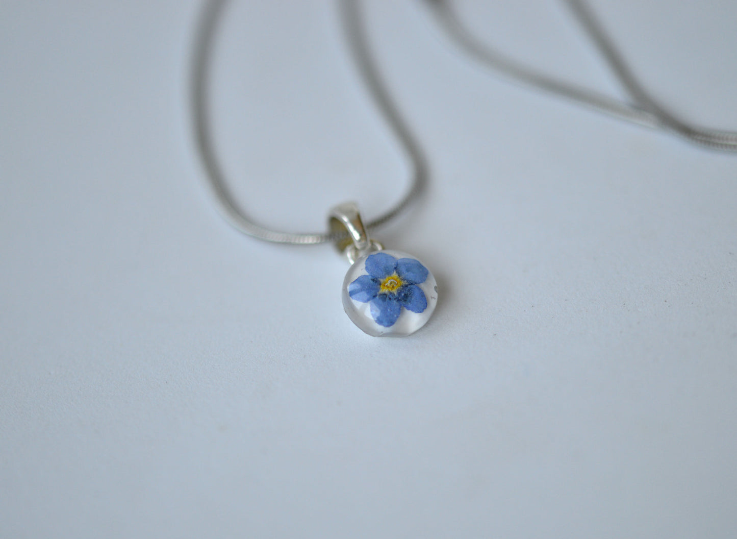 Little forget-me-not necklace