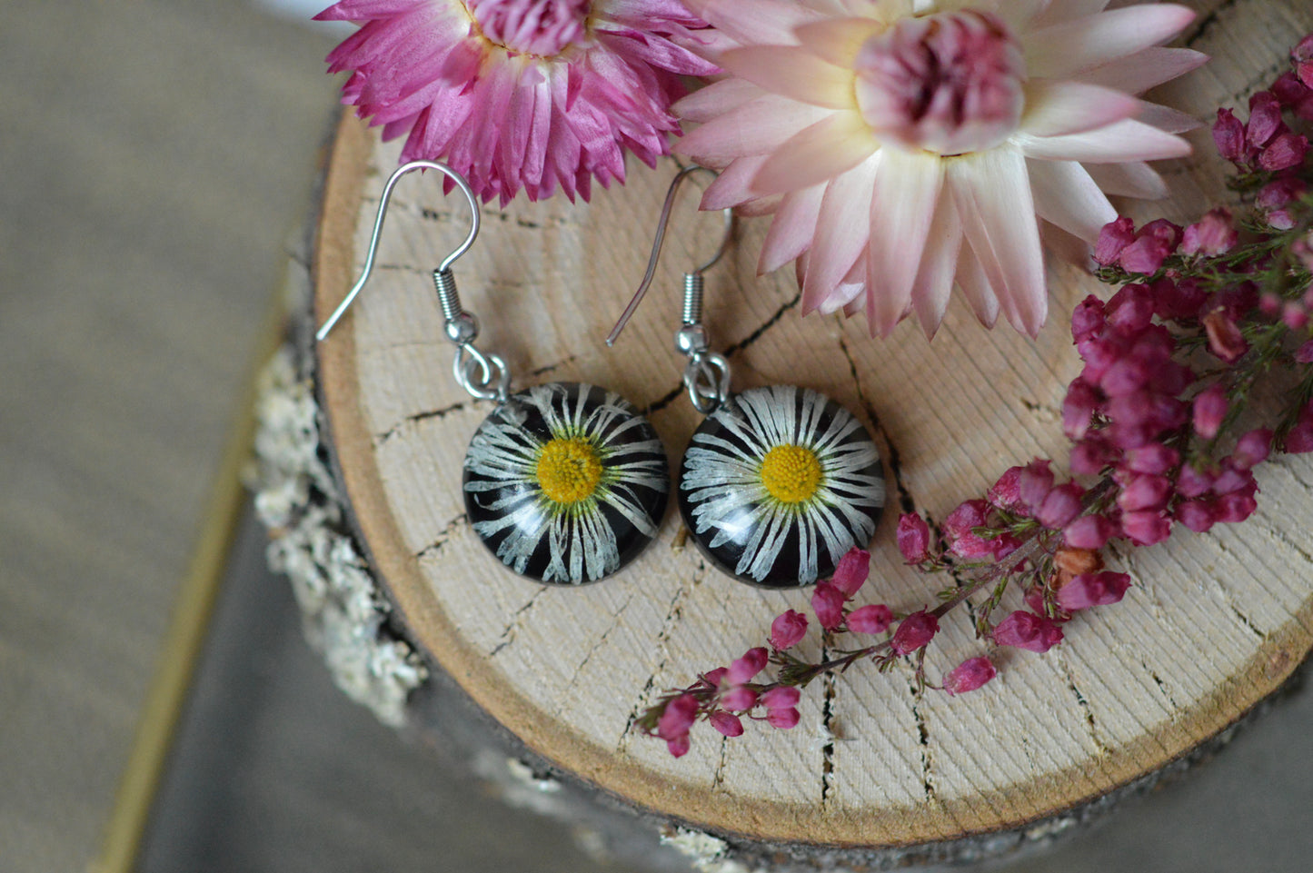 Daisy earrings