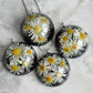 Necklace with real daisies